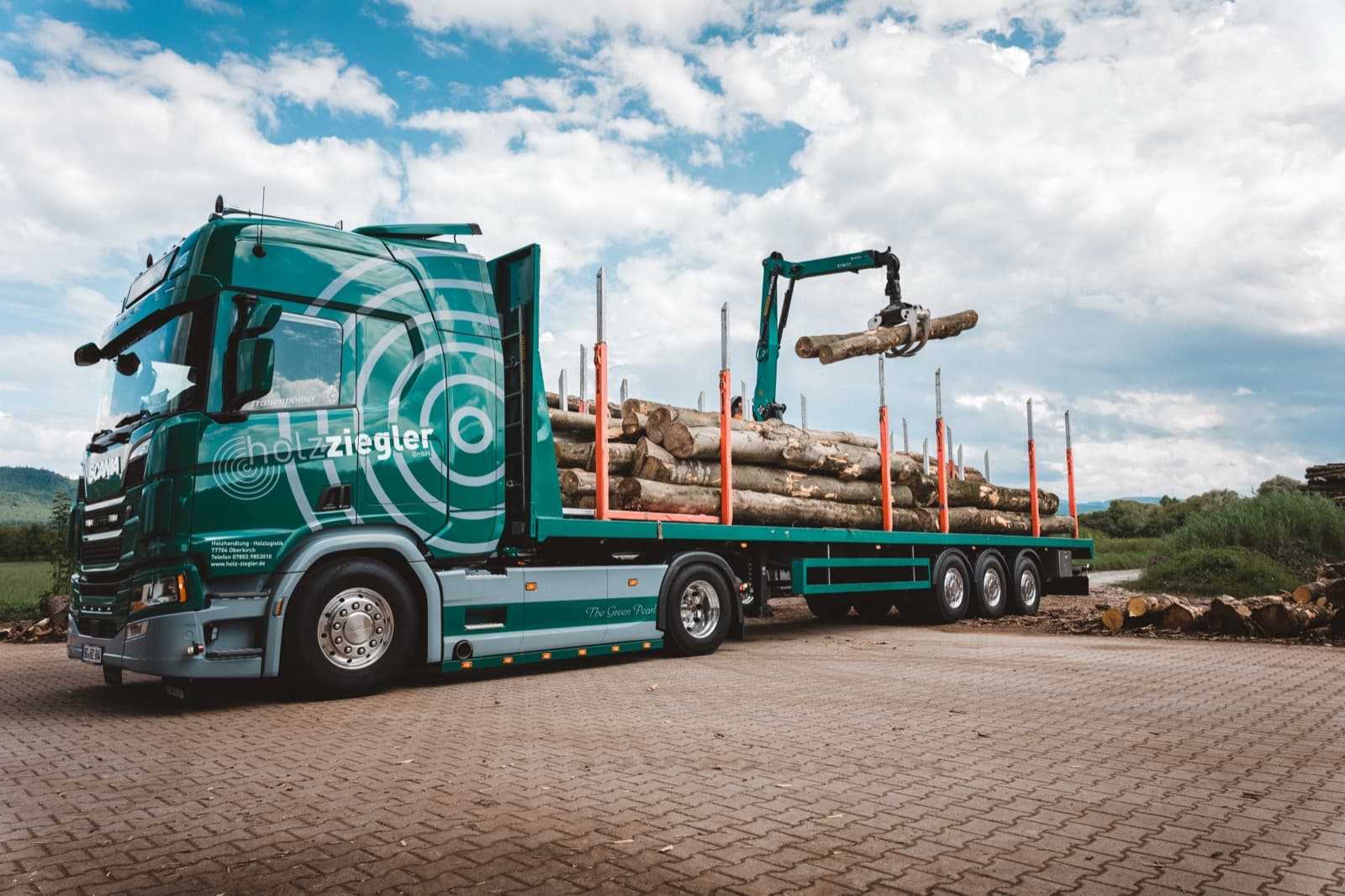 Abroller aus dem Fuhrpark von Holz Ziegler